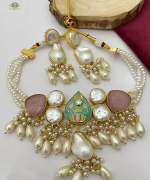 Semi-Precious Pearl Choker with Monalisa Stones - Green