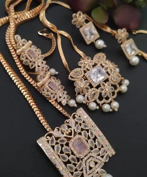 22KT Gold Plated Uncut Kundan Pendant Set with Earrings