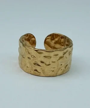 Hammered Texture Band - the solace band